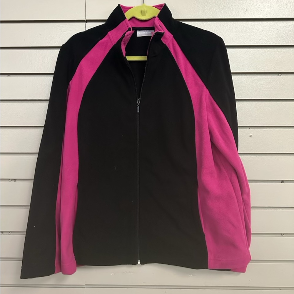 Sport Savvy Women’s Fleece Work out Jacket. Size L. Red/black new!